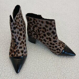 Nine West Calf Fur Animal Print Ankle Boots in Black and Gray - size 9.5